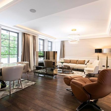 A True Touch Of Luxury Apartment Belgrade Exterior photo