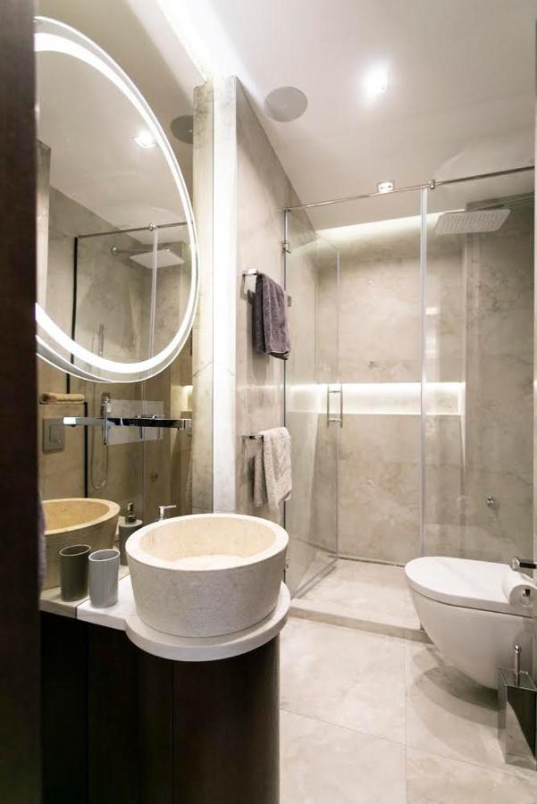 A True Touch Of Luxury Apartment Belgrade Exterior photo