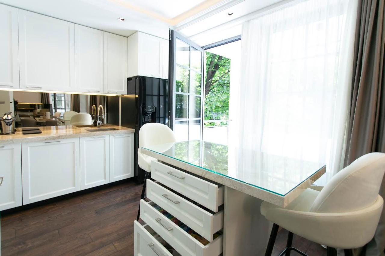 A True Touch Of Luxury Apartment Belgrade Exterior photo