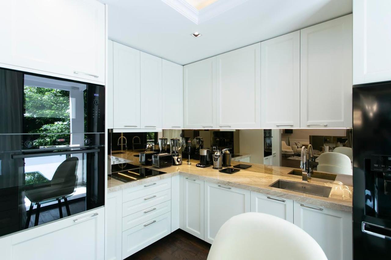 A True Touch Of Luxury Apartment Belgrade Exterior photo